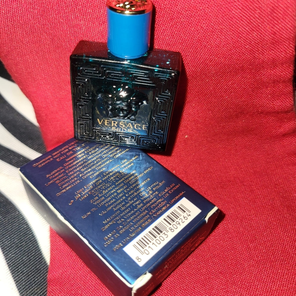 Men's Cologne (VERSACE EROS) - Picture 3 of 6